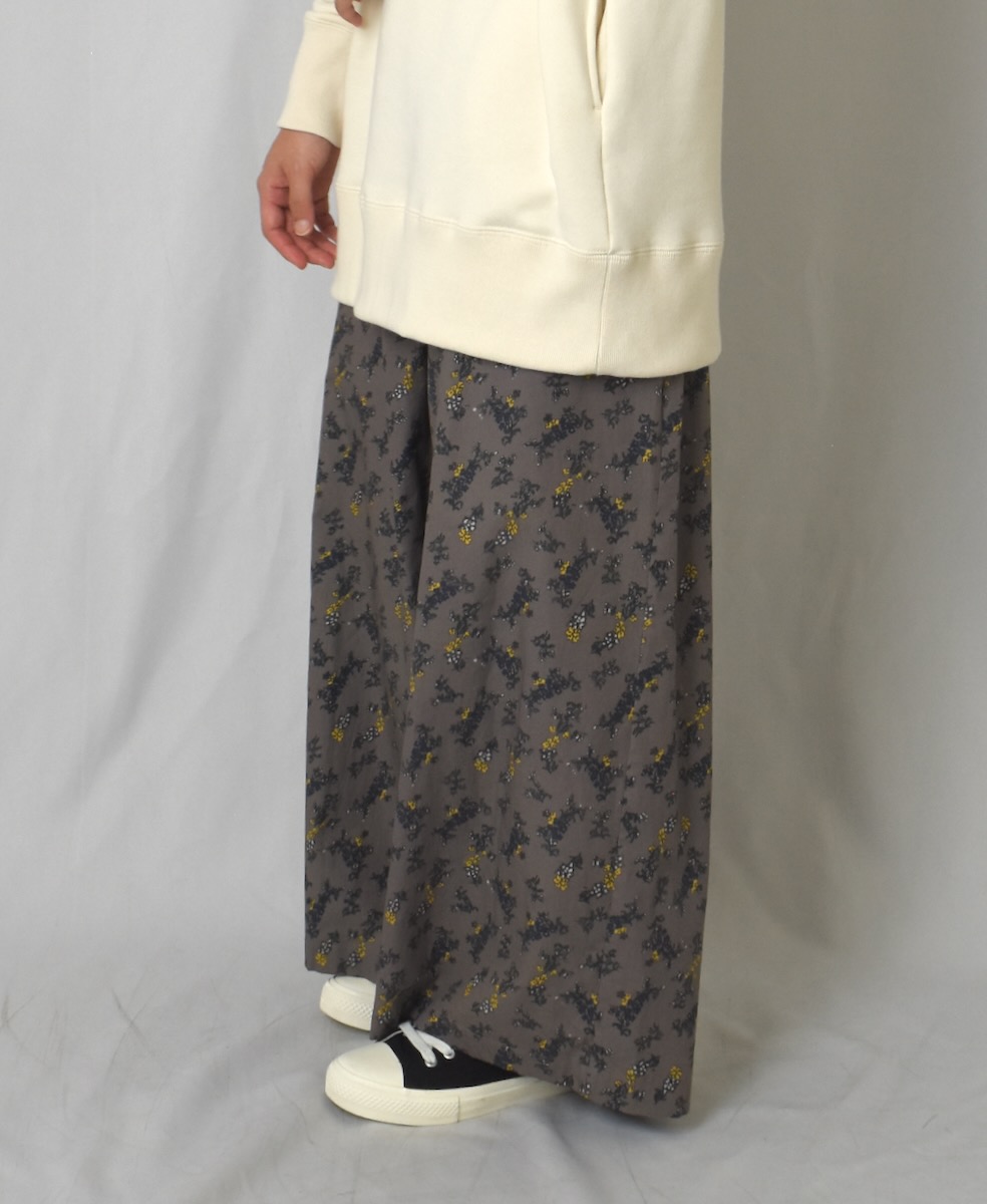 NSL24545(パンツ) 40s POPLIN FLOWER PRINT WIDE EASY PANTS