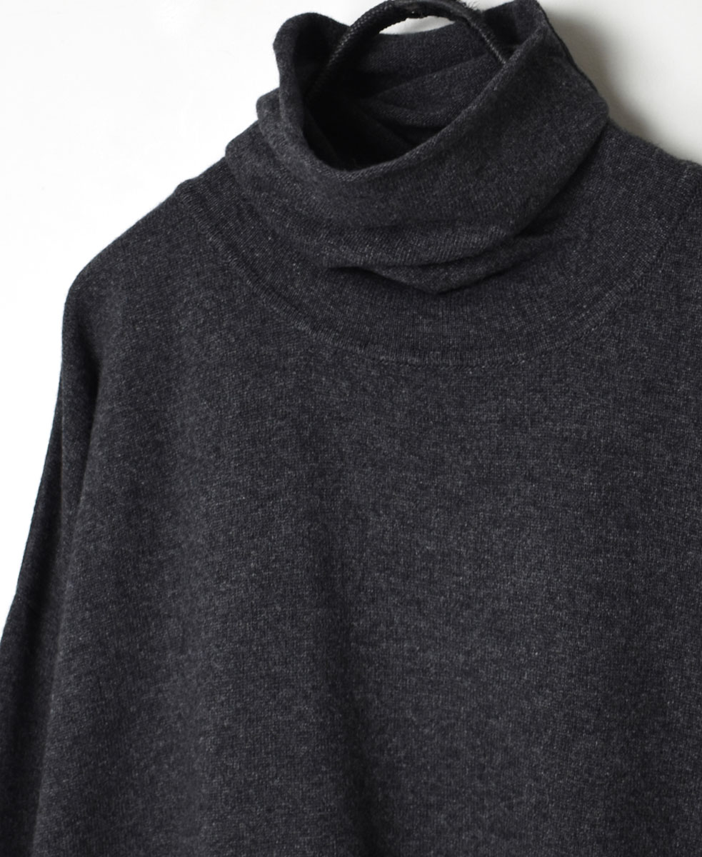 NMDSN2251D(ニット) 12GG PLAIN STITCH DROP SHOULDER POLO NECK WITH SLIT