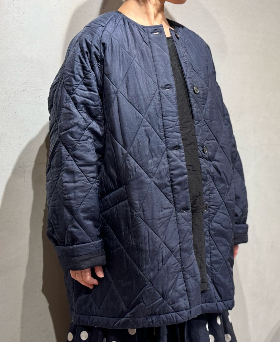 NMDS24512(コート) PADDED SILK PLAIN FRONT BUTTON HALF COAT