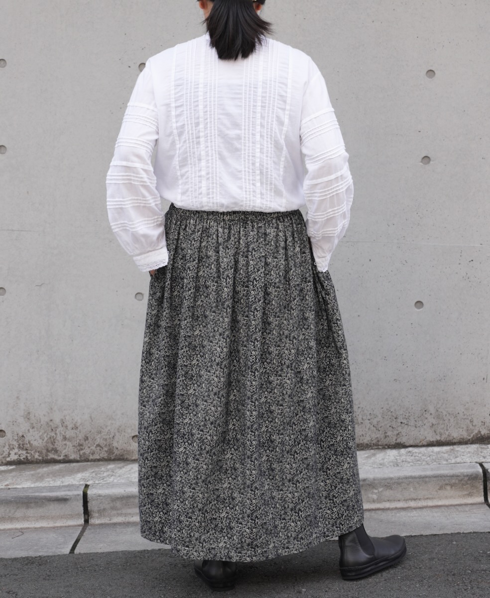 NSL24534(スカート) CORDUROY FLOWER PRINT GATHERED SKIRT