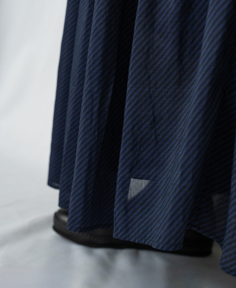 NMDS22564BS(スカート) HANDWOVEN COTTON SILK BIAS STRIPE PRINT RAJASTHAN TUCK GATHERED SKIRT WITH LINING