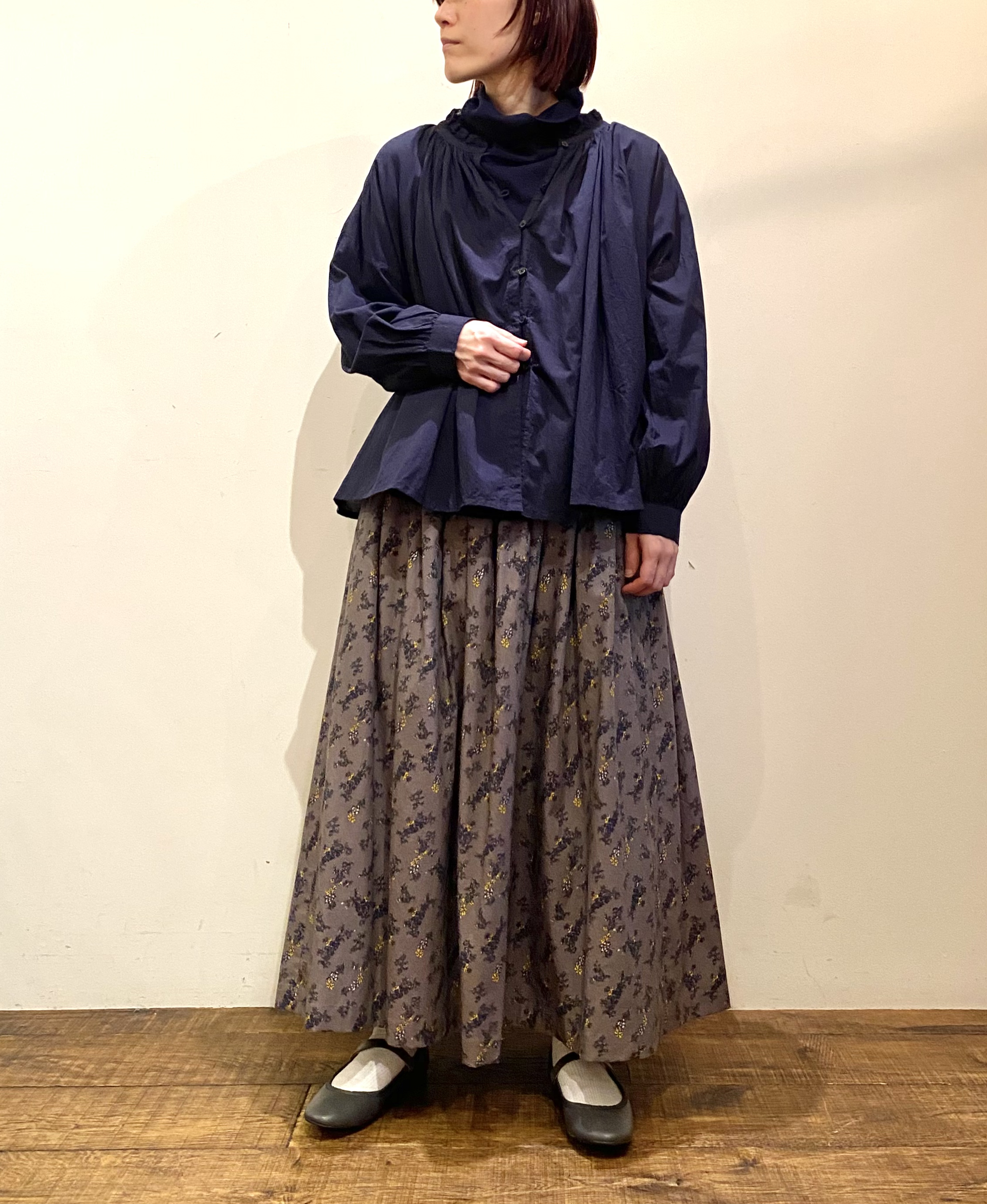 NSL24561(スモック) 60s CAMBRIC PLAIN WITH LACE NECK LACE GATHERED SMOCK