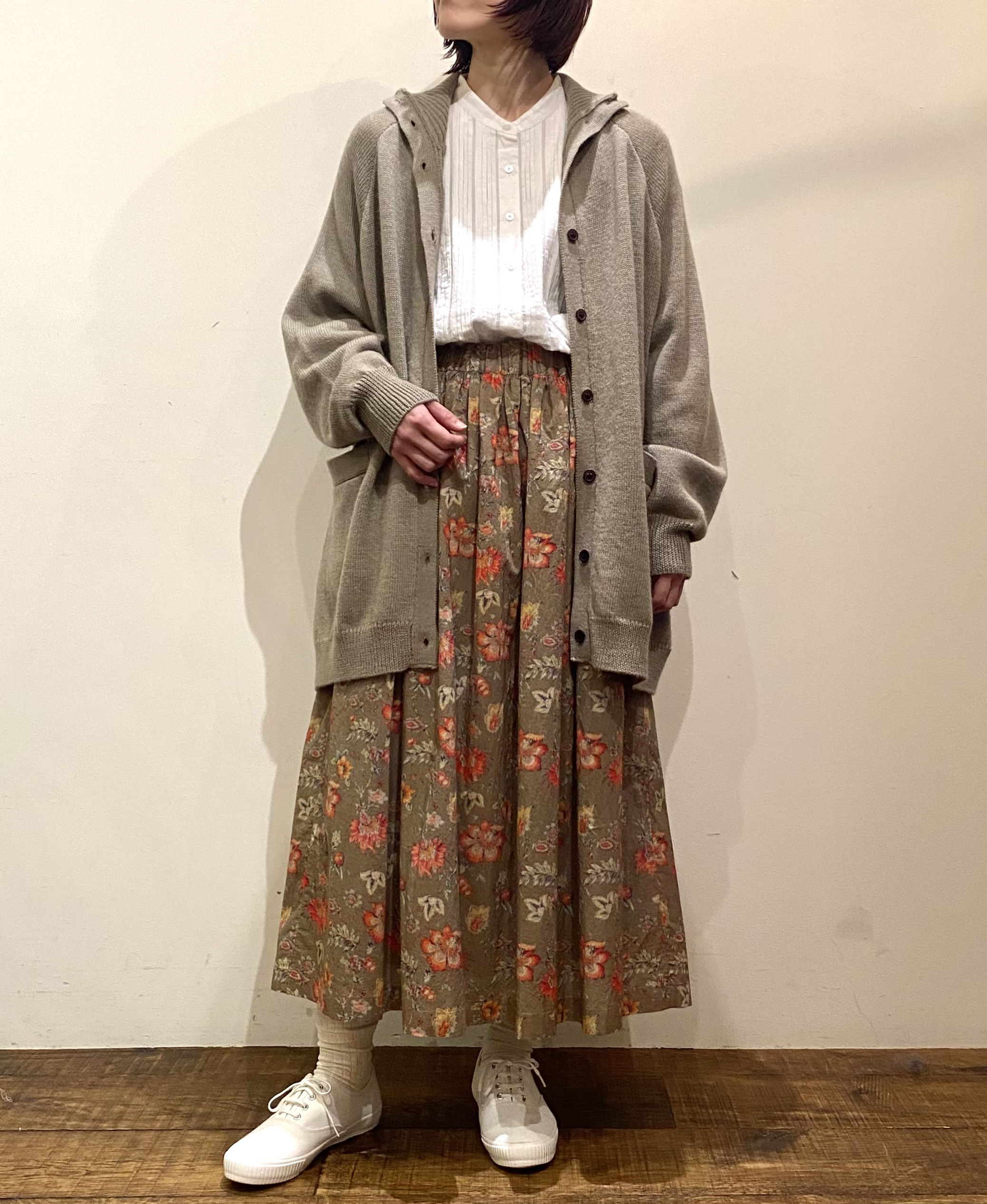 GNSL22703 (カーディガン) 7GG 2PLY PLAIN STITCH COTSWOLDS TURTLE NECK BUTTON LONG CARDIGAN