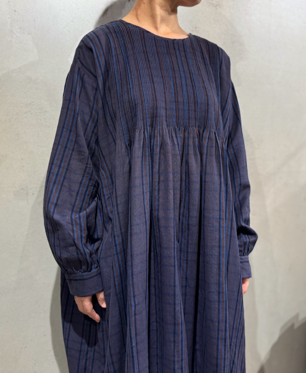 NMDS24582(ワンピース) WOOL COTTON CHECK CREW-NECK P/O SHIRT DRESS WITH MINI PINTUCK