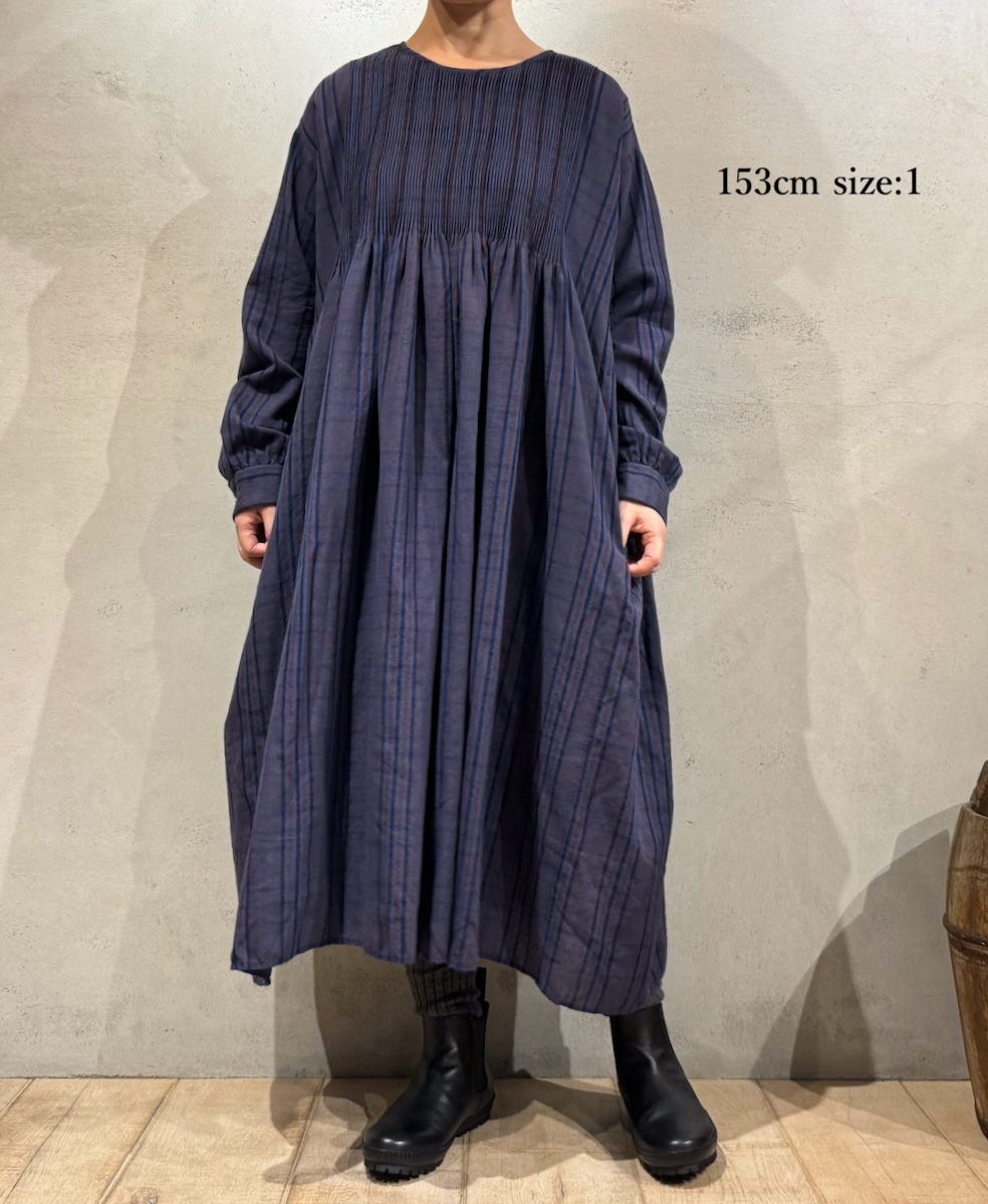 NMDS24582(ワンピース) WOOL COTTON CHECK CREW-NECK P/O SHIRT DRESS WITH MINI PINTUCK