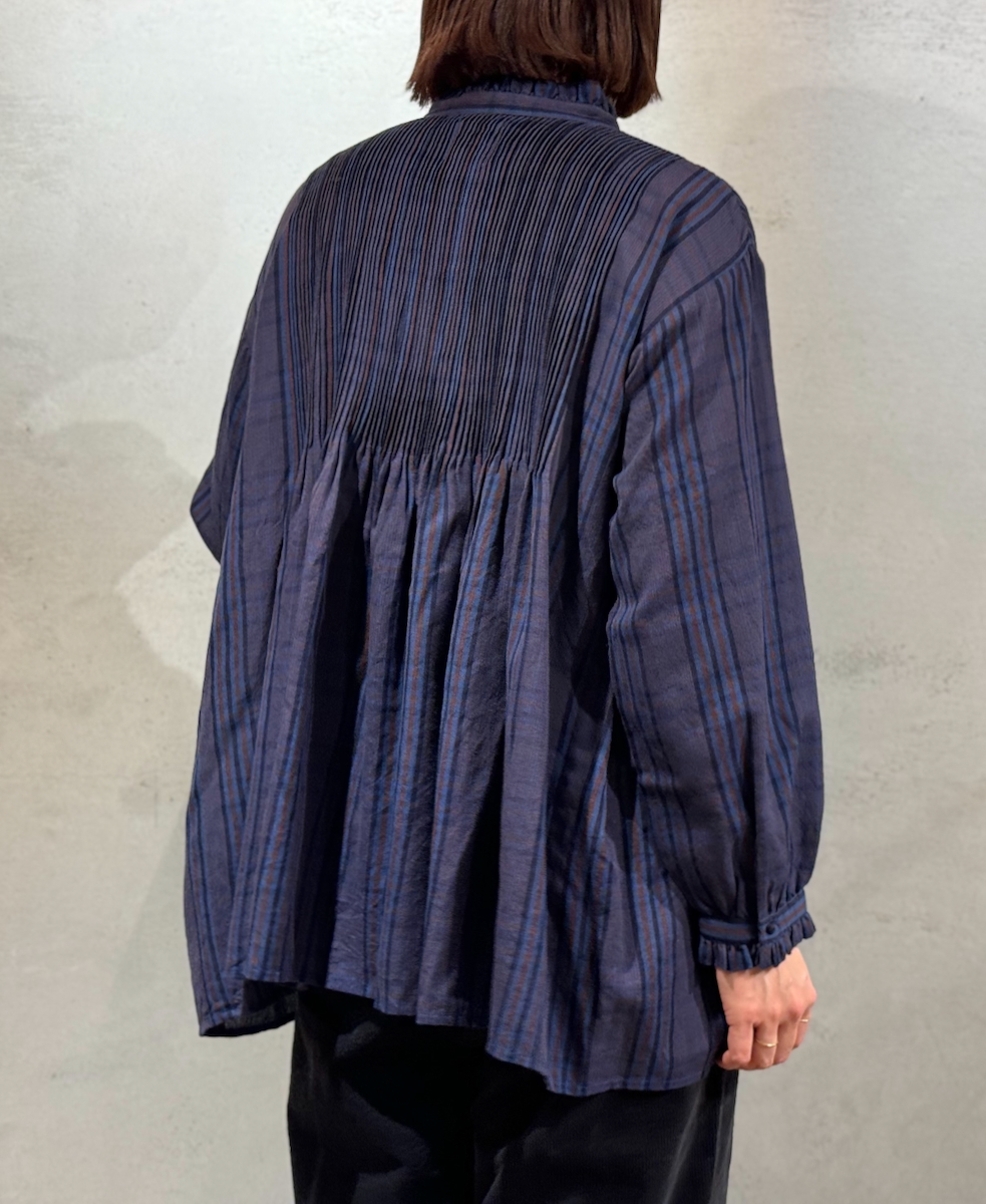 NMDS24581(シャツ) WOOL COTTON CHECK FRILL COLLAR PINTUCK SHIRT