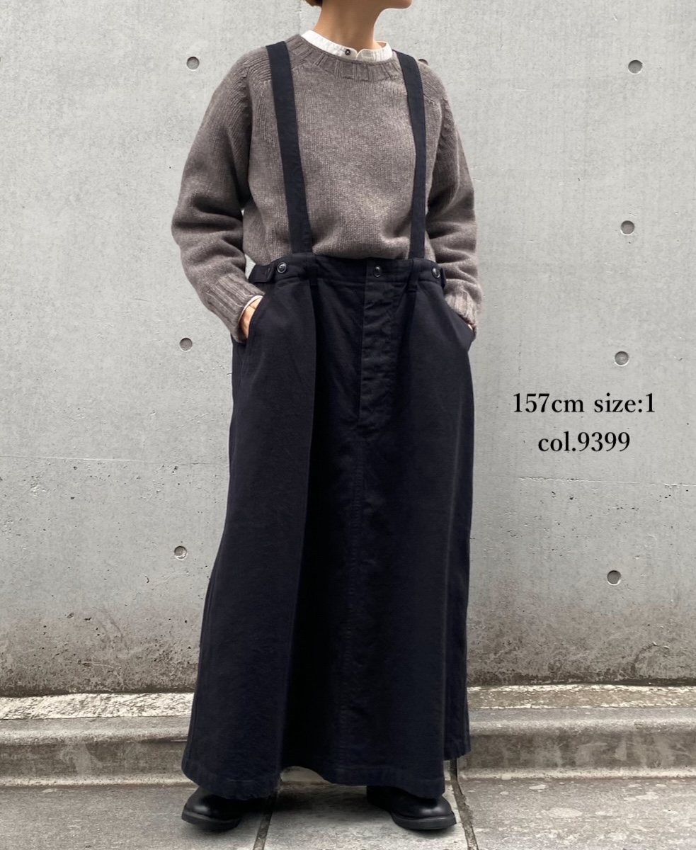 ISNAM2452(スカート) COTTON WOOL TWILL ADJUSTER TACK SKIRT WITH SUSPENDERS