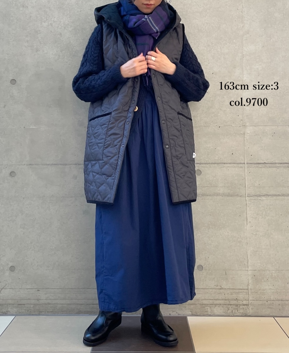 NAM2252(ベスト) PLAIN POLYESTER×FLEECE HEAT QUILT REVERSIBLE HIGH COLLAR HOODED LONG VEST