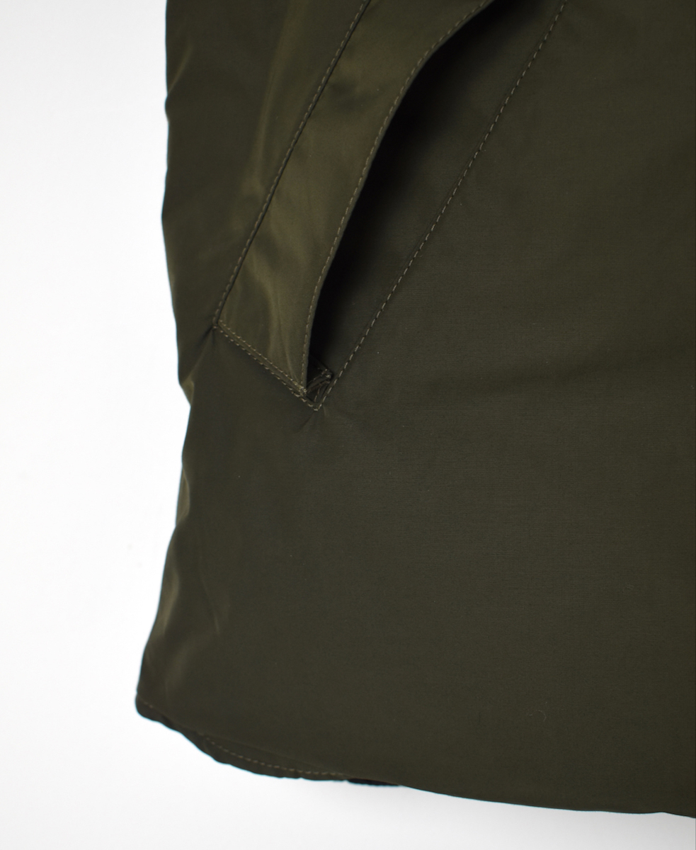 NAM2461(ベスト) POLY×COTTON REVERSIBLE DOWN SNAP FRONT HOODED VEST