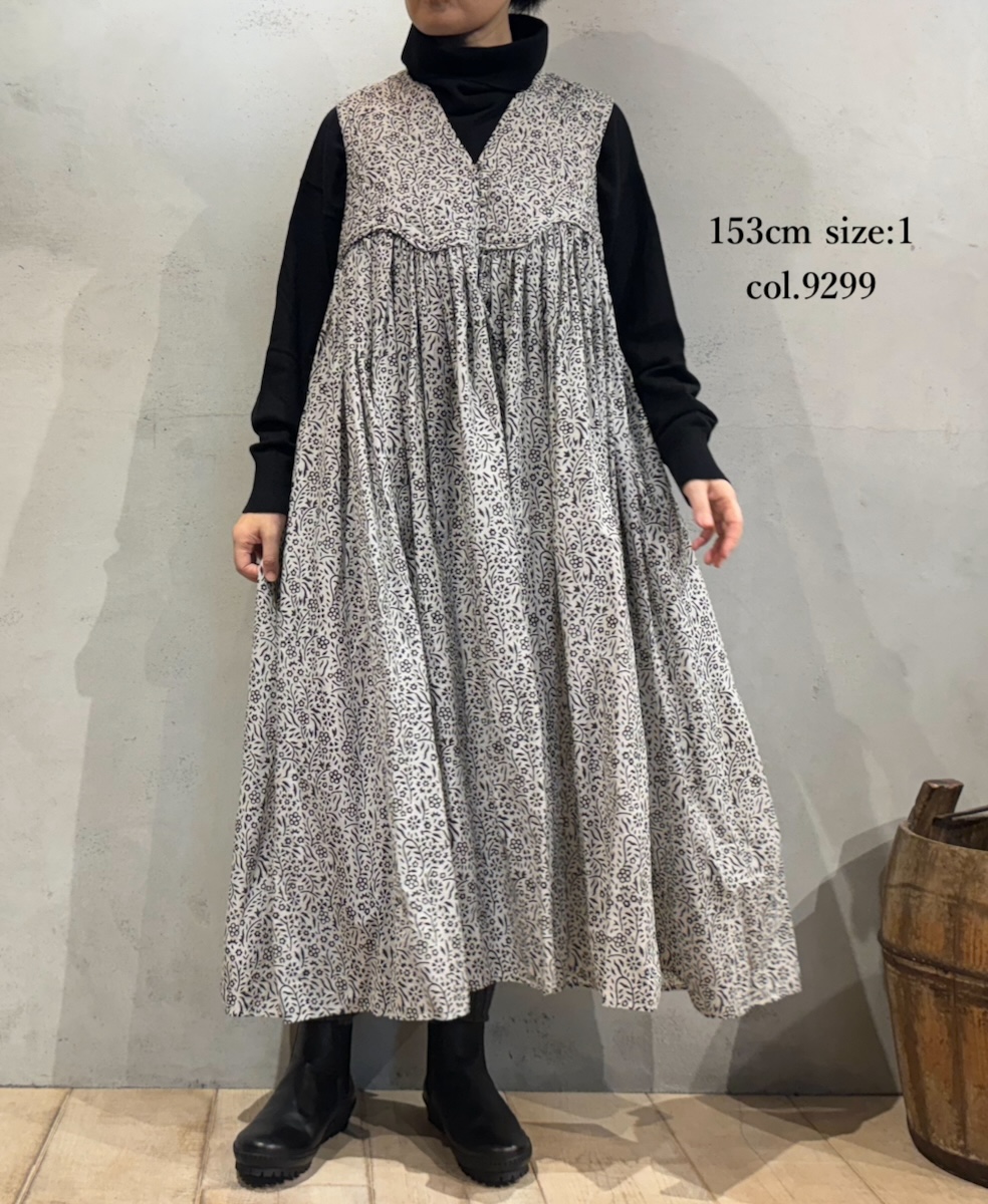 INMDS24733(ワンピース) 80s COTTON FLOWER BLOCK PRINT V-NECK NO/SL DRESS