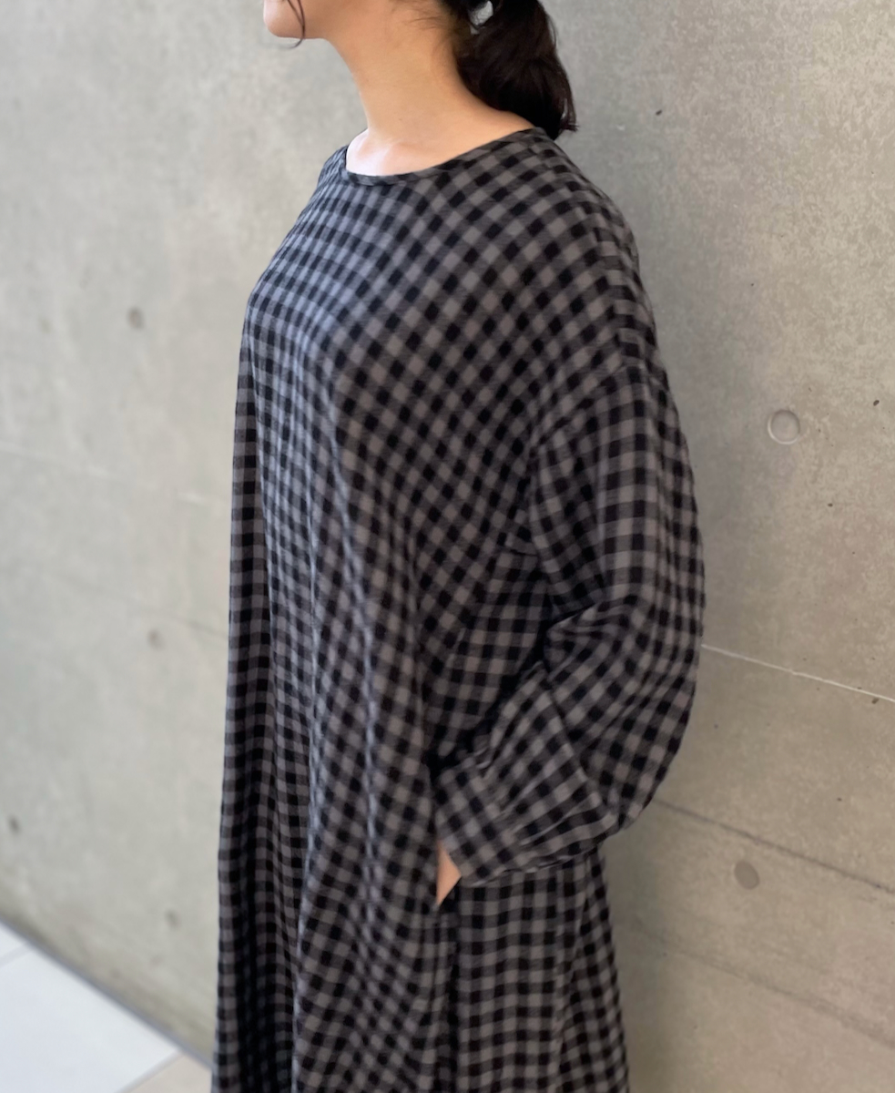 NMDS24575(ワンピース) BOILED WOOL GINGHAM CHECK CREW NECK DRESS