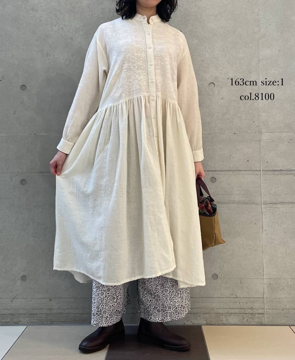 NMDS24561(ワンピース) BOILD WOOL PLAIN BANDED COLLAR EMB DRESS