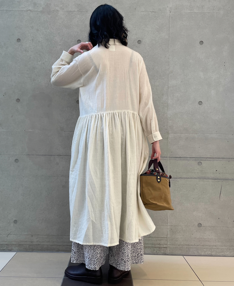 NMDS24561(ワンピース) BOILD WOOL PLAIN BANDED COLLAR EMB DRESS