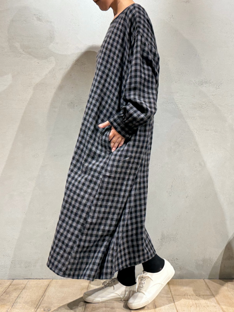 NMDS24575(ワンピース) BOILED WOOL GINGHAM CHECK CREW NECK DRESS