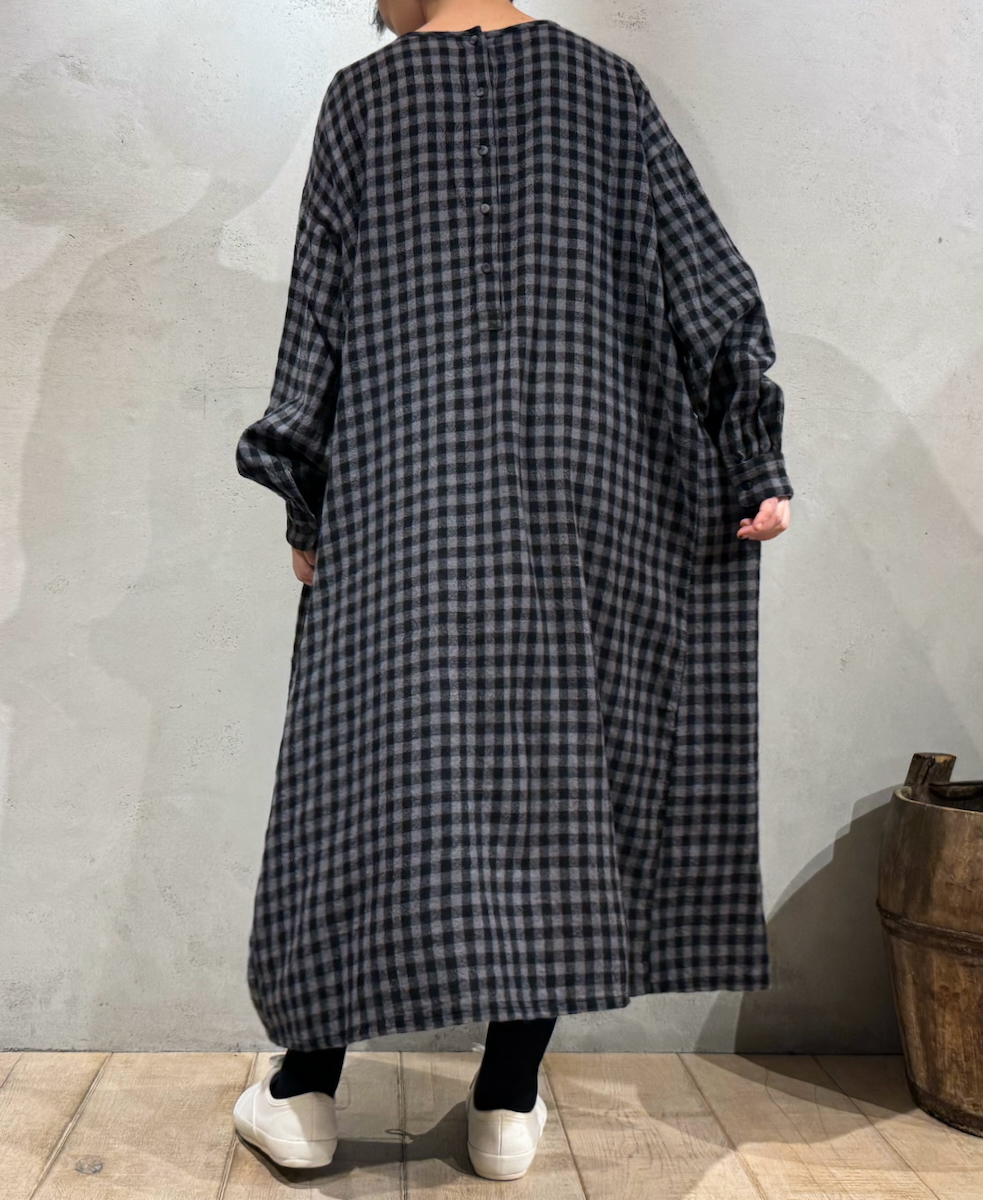 NMDS24575(ワンピース) BOILED WOOL GINGHAM CHECK CREW NECK DRESS