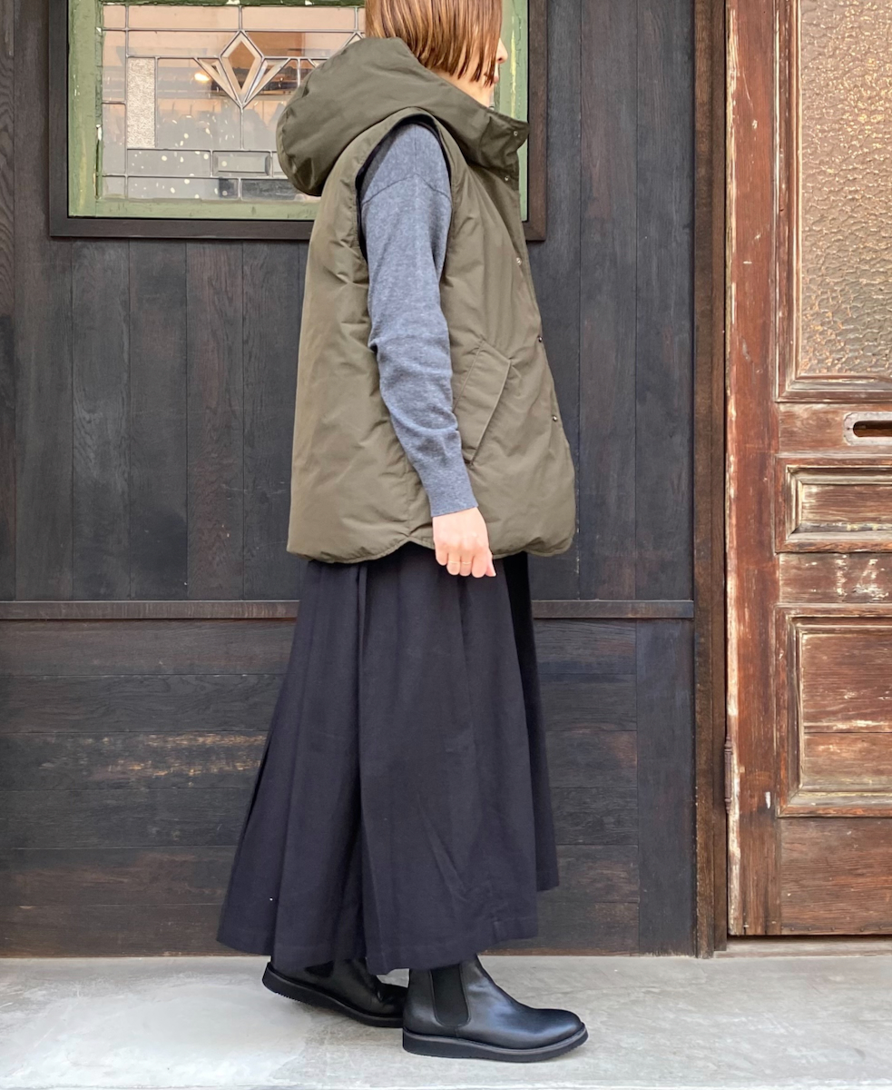 NAM2461(ベスト) POLY×COTTON REVERSIBLE DOWN SNAP FRONT HOODED VEST