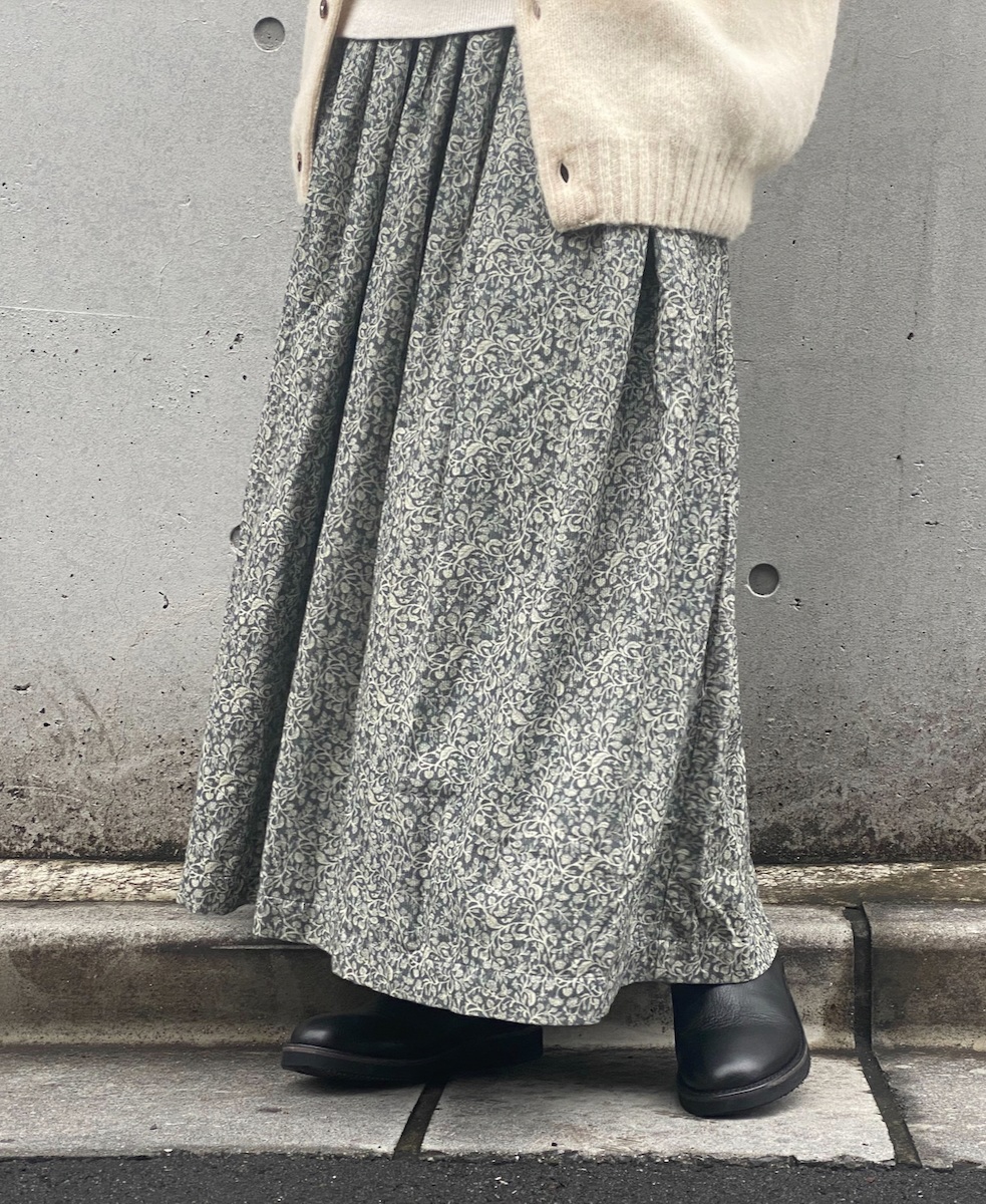 NSL24534(スカート) CORDUROY FLOWER PRINT GATHERED SKIRT