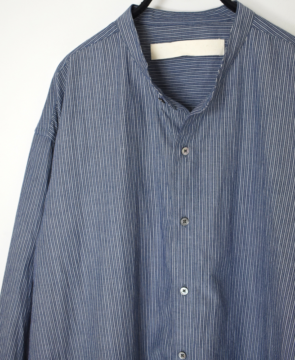 ●NVL2522(シャツ) POPLIN STRIPE BANDED COLLAR L/SL SHIRT