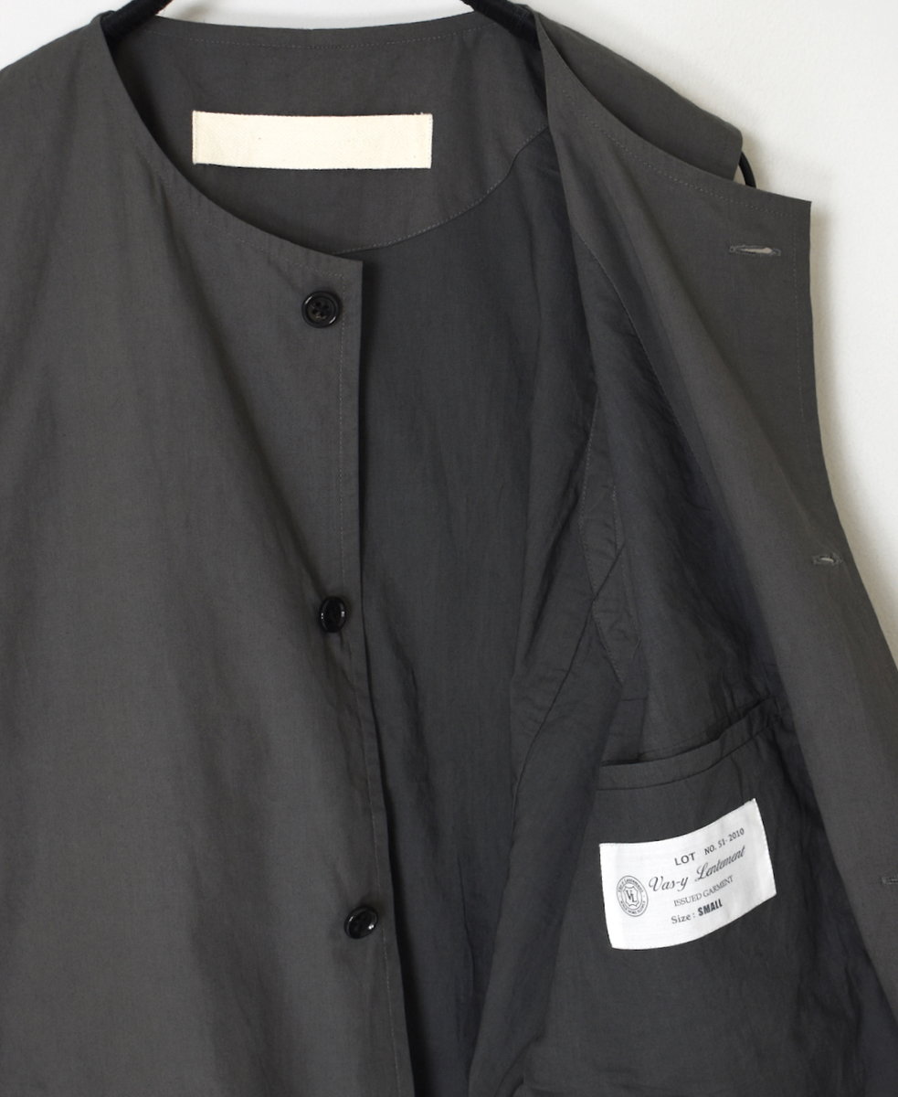 ●NVL2502CP(ベスト) 40s ORGANIC POPLIN NO COLLAR VEST