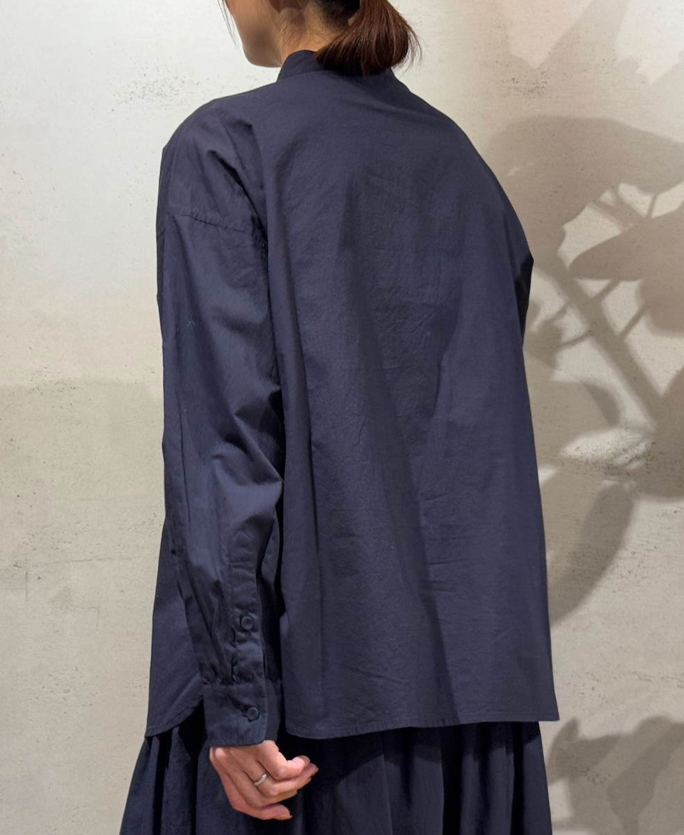 ●NMDS25201(シャツ) 60s ORGANIC CAMBRIC BANDED COLLAR EMB SHIRT