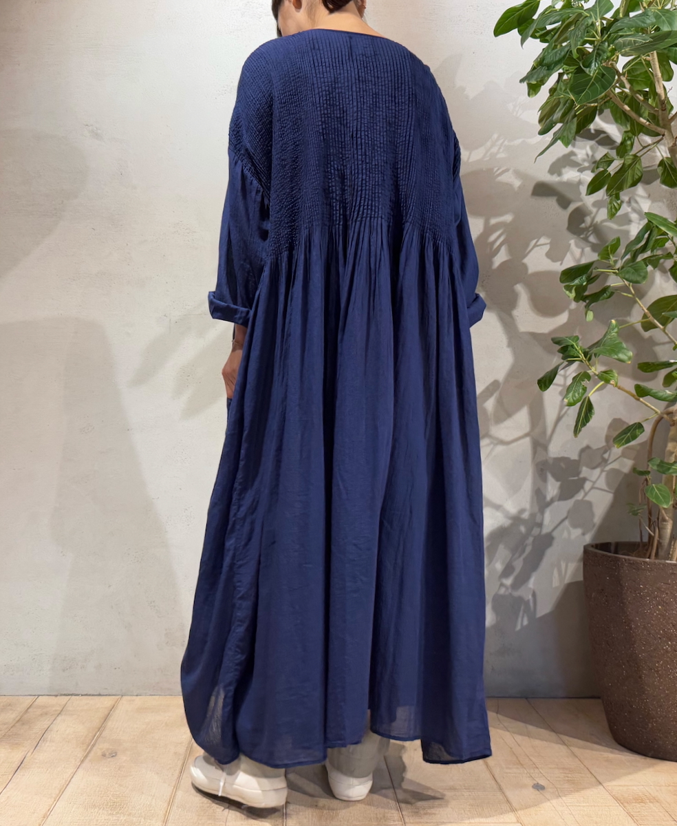 NMDS25214D(ワンピース) 80s ORGANIC STRIPE(OVERDYE) CREW-NECK BUTTON SHIRT MAXI DRESS WITH MINI PINTUCK