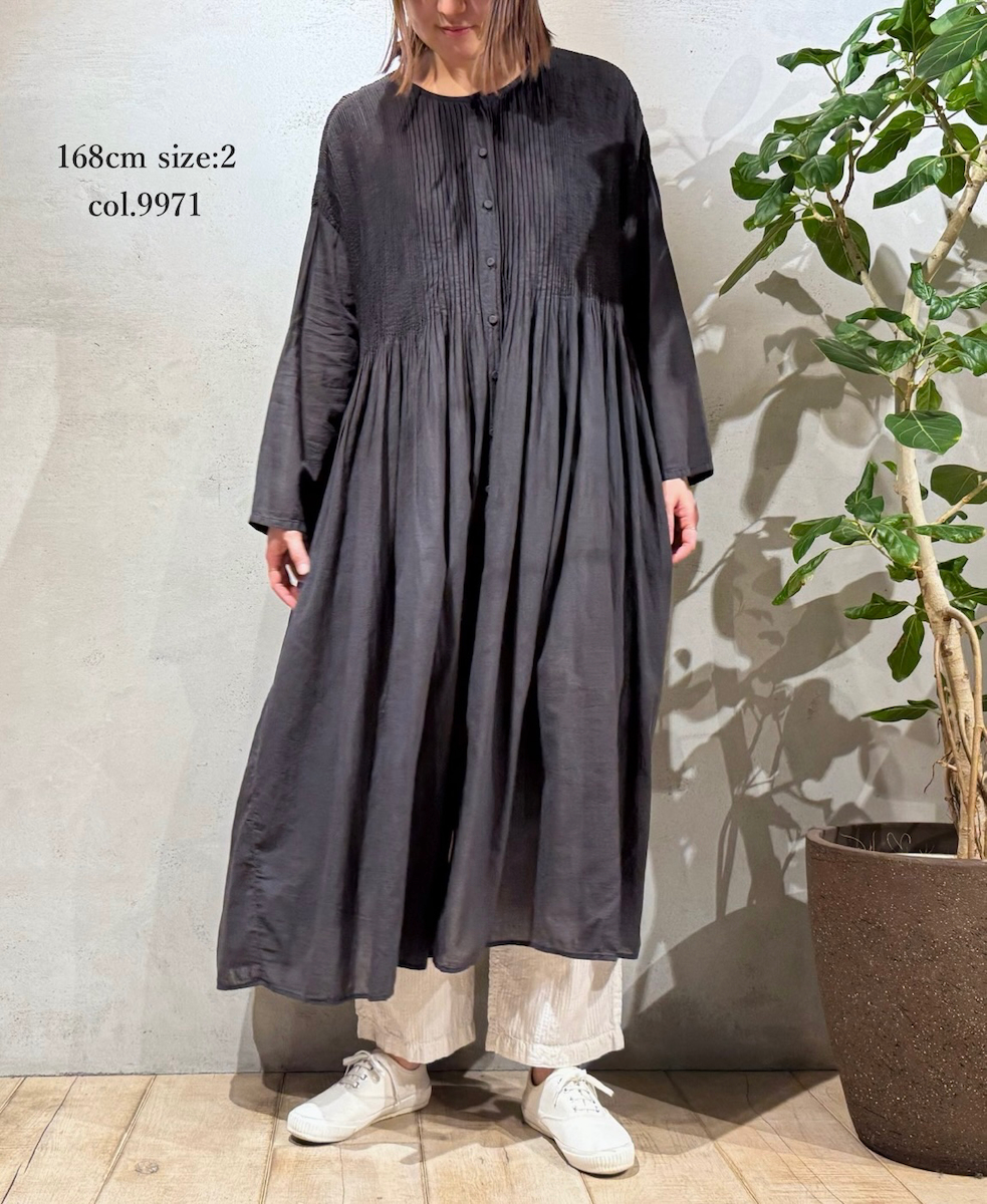 NMDS25214D(ワンピース) 80s ORGANIC STRIPE(OVERDYE) CREW-NECK BUTTON SHIRT MAXI DRESS WITH MINI PINTUCK