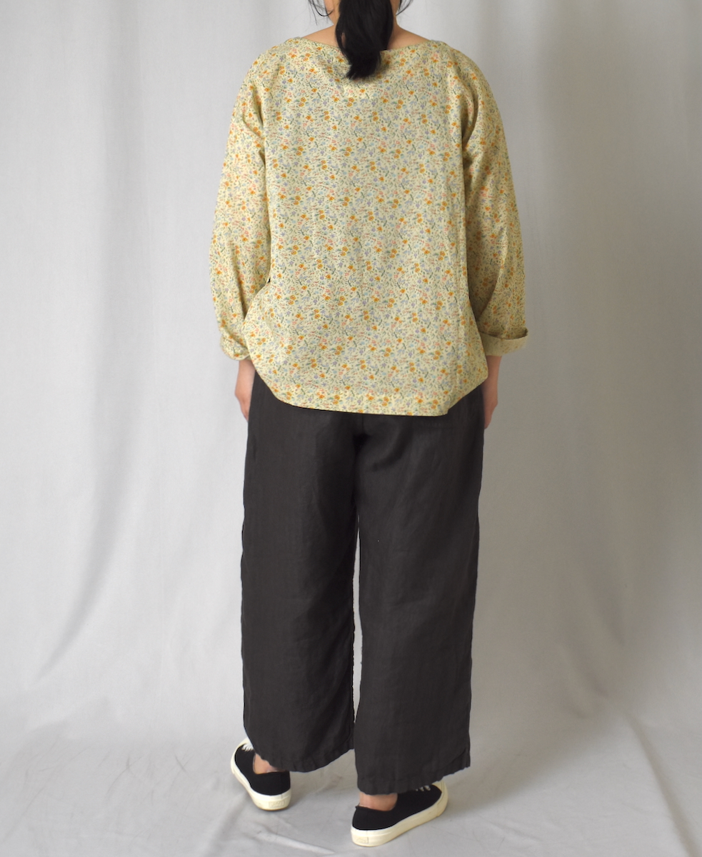 INAM2513FD(スモック) COTTON FLOWER PRINT UTILITY BOAT NECK SMOCK