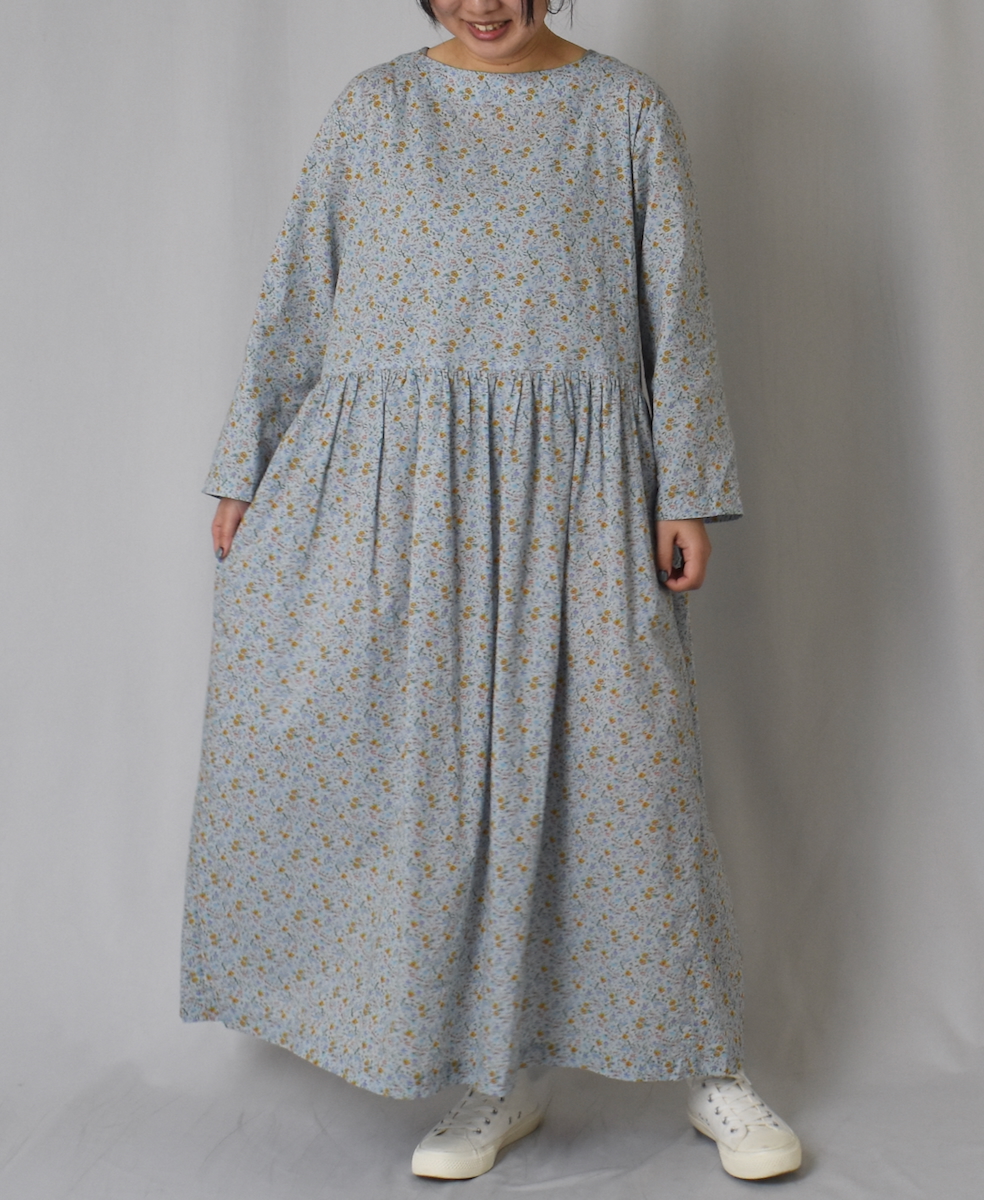 INAM2514FD(ワンピース) COTTON FLOWER PRINT BOAT NECK L/SL ONE-PIECE