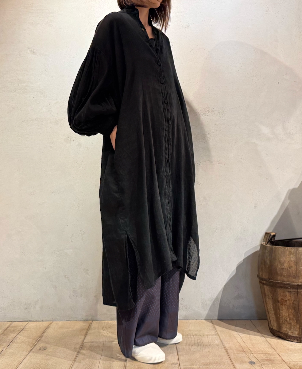 INMDS25016D(ワンピース) AUTO LOOM COTTON/LINEN PLAIN(OVERDYE) FRILL COLLAR MAXI SHIRT DRESS WITH PINTUCK