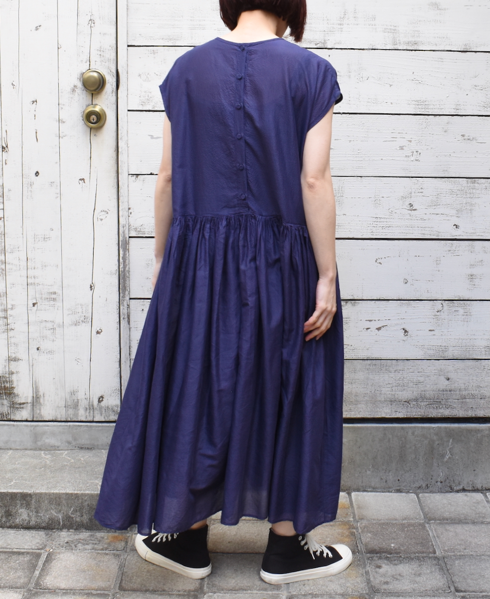 INMDS25034(ワンピース) HANDWOVEN SILK/COTTON MICRO CHECK FRENCH/SL BACK OPENING DRESS WITH RAJASTHAN TUCK GATHER