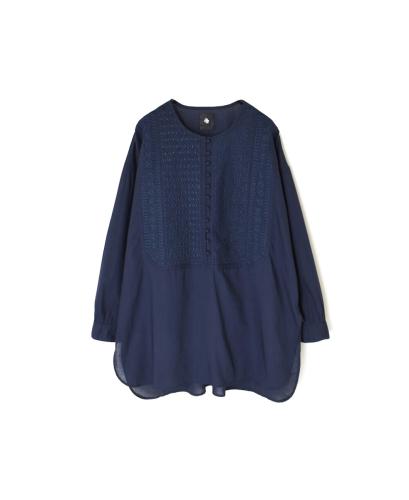 ●NMDS25203(シャツ) 60s ORGANIC CAMBRIC CREW-NECK BOSOM EMB SHIRT