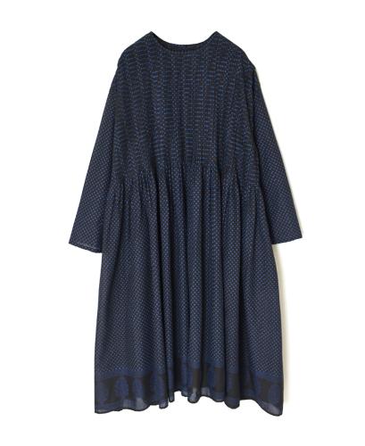 NMDS25262(ワンピース) 80s VOIL DOT&TREE BLOCK PRINT CREW-NECK DRESS WITH RANDOM PLEATS