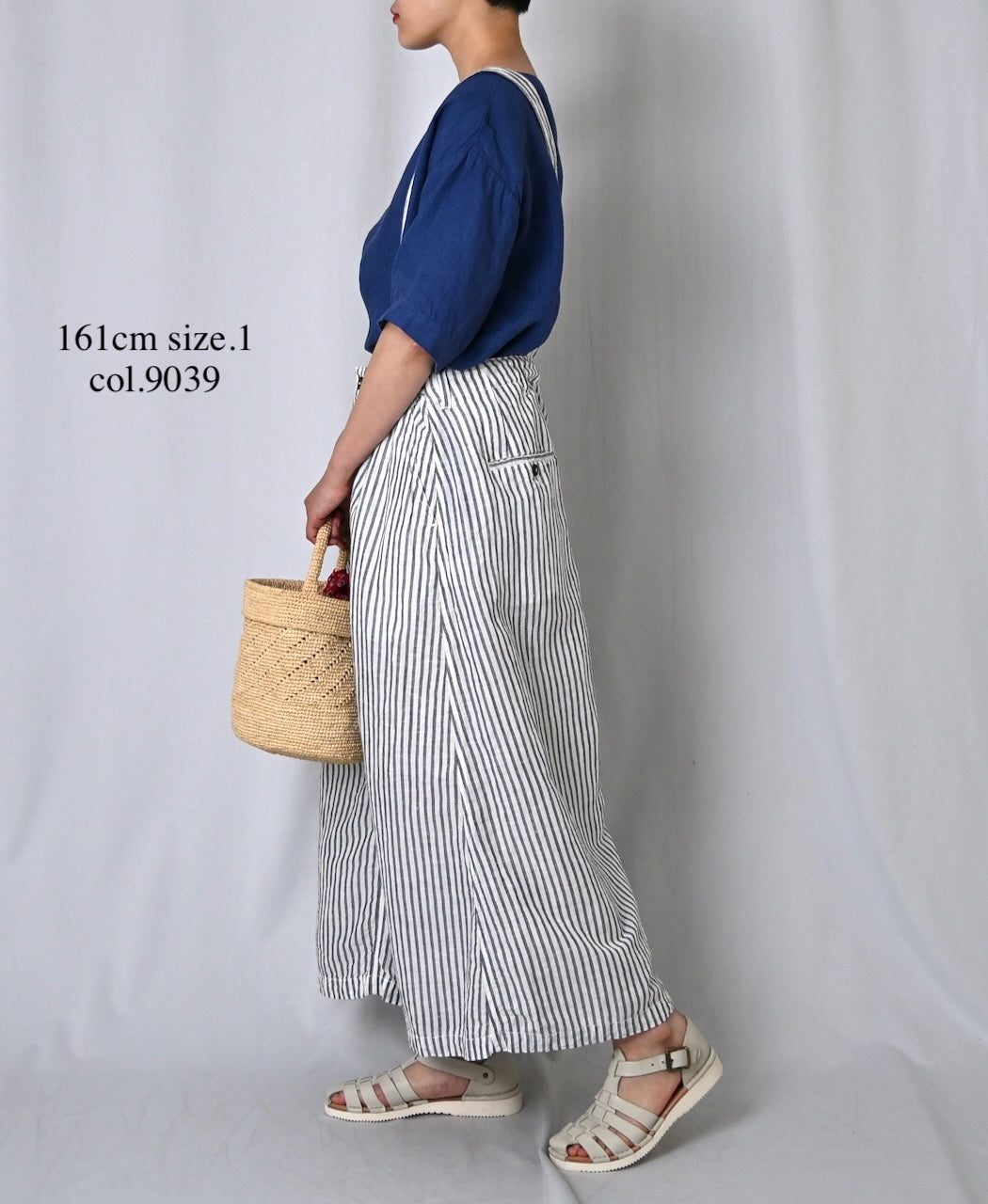ISNAM2611S LINEN/COTTON STRIPE ADJUSTER TACK SKIRT WITH SUSPENDERS
