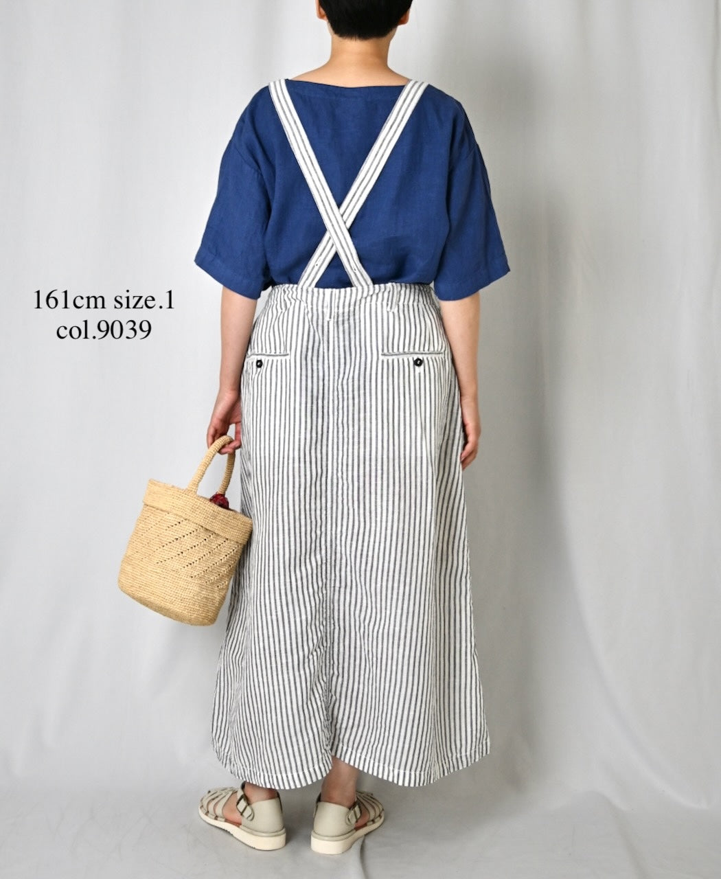 ISNAM2611S LINEN/COTTON STRIPE ADJUSTER TACK SKIRT WITH SUSPENDERS