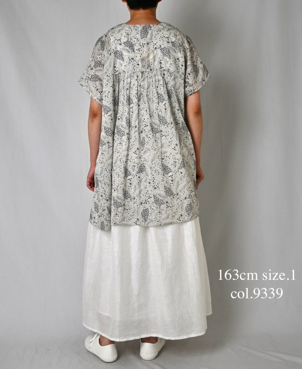 NSL26064 80s VOILE LEAF & FLOWER PRINT V-NECK FRENCH/SL TUNIC