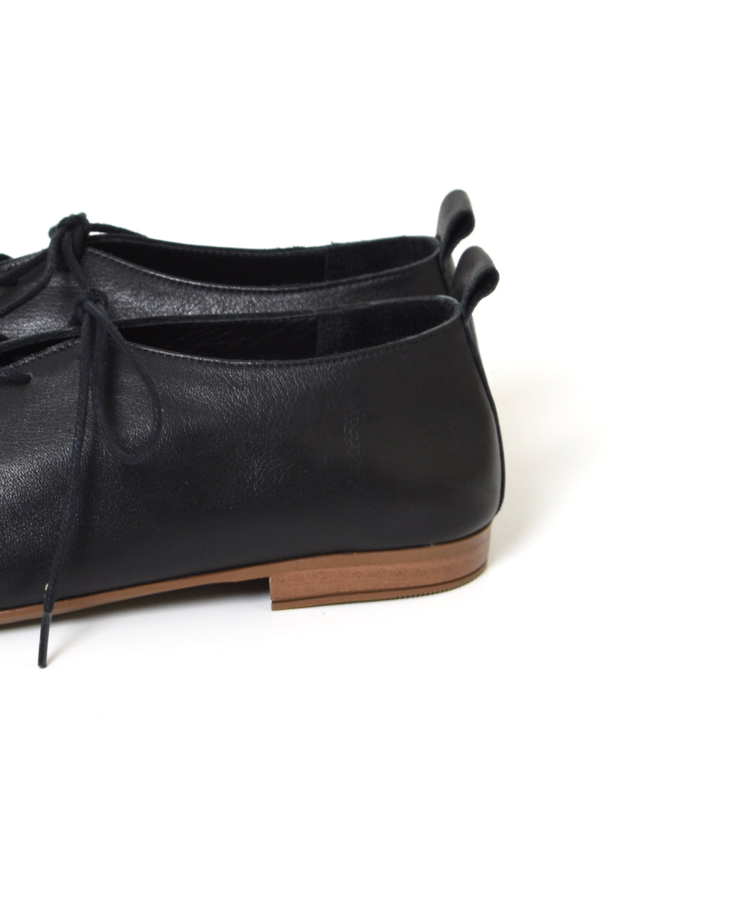 GNSP2601 Lace-Up Shoes