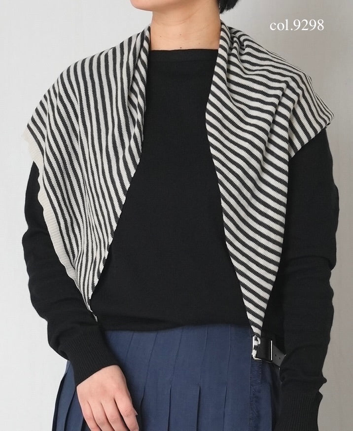 CLNAM2402S COTTON STRIPE TRIANGLE SCARF
