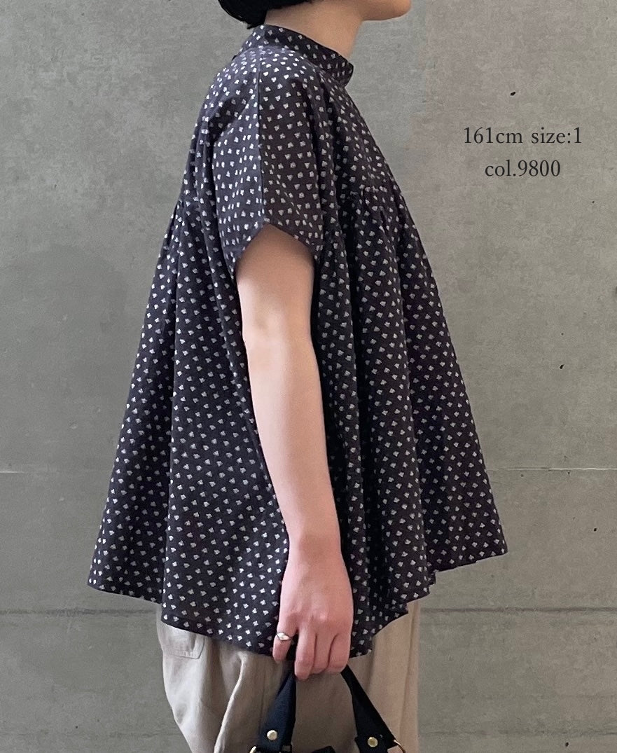 NSL26032 COTTON SLUB SMALL FLOWR PRINT BACK OPENING STAND COLLAR SHIRT