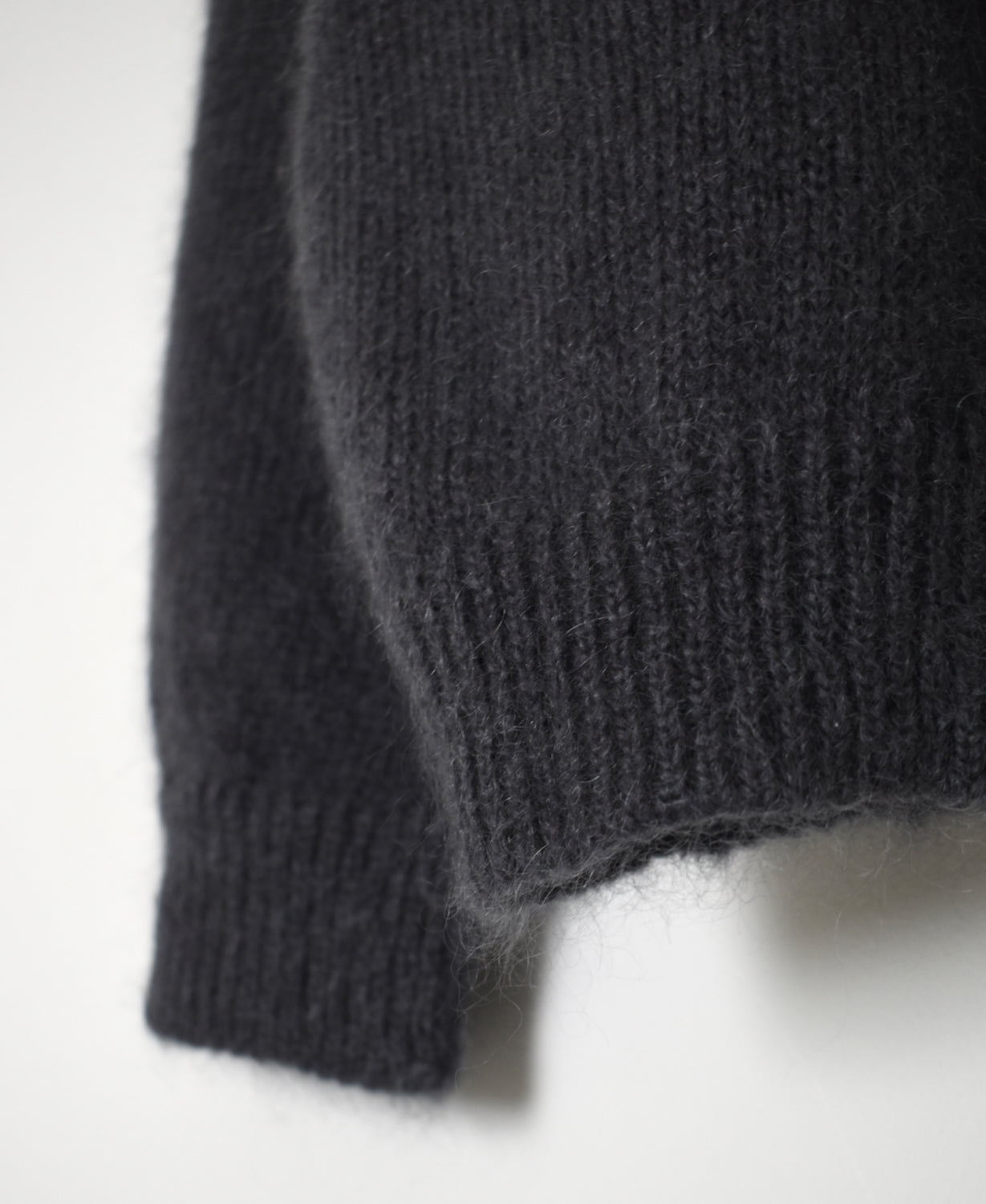 CHT2552 MOHAIR NO-BUTTON CARDIGAN