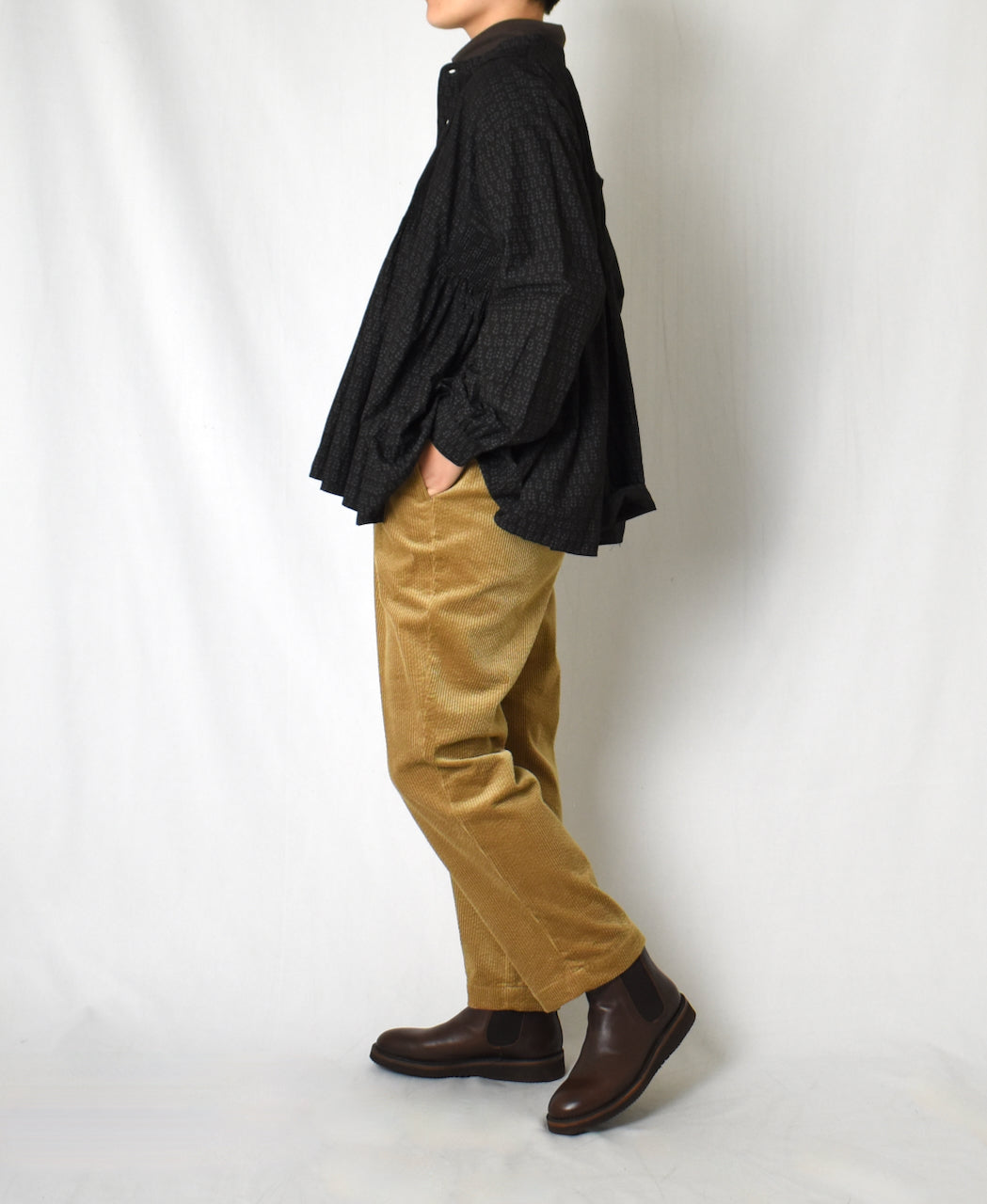 GNMDS2101CR 8WALE CORDUROY EASY TAPERED PANTS