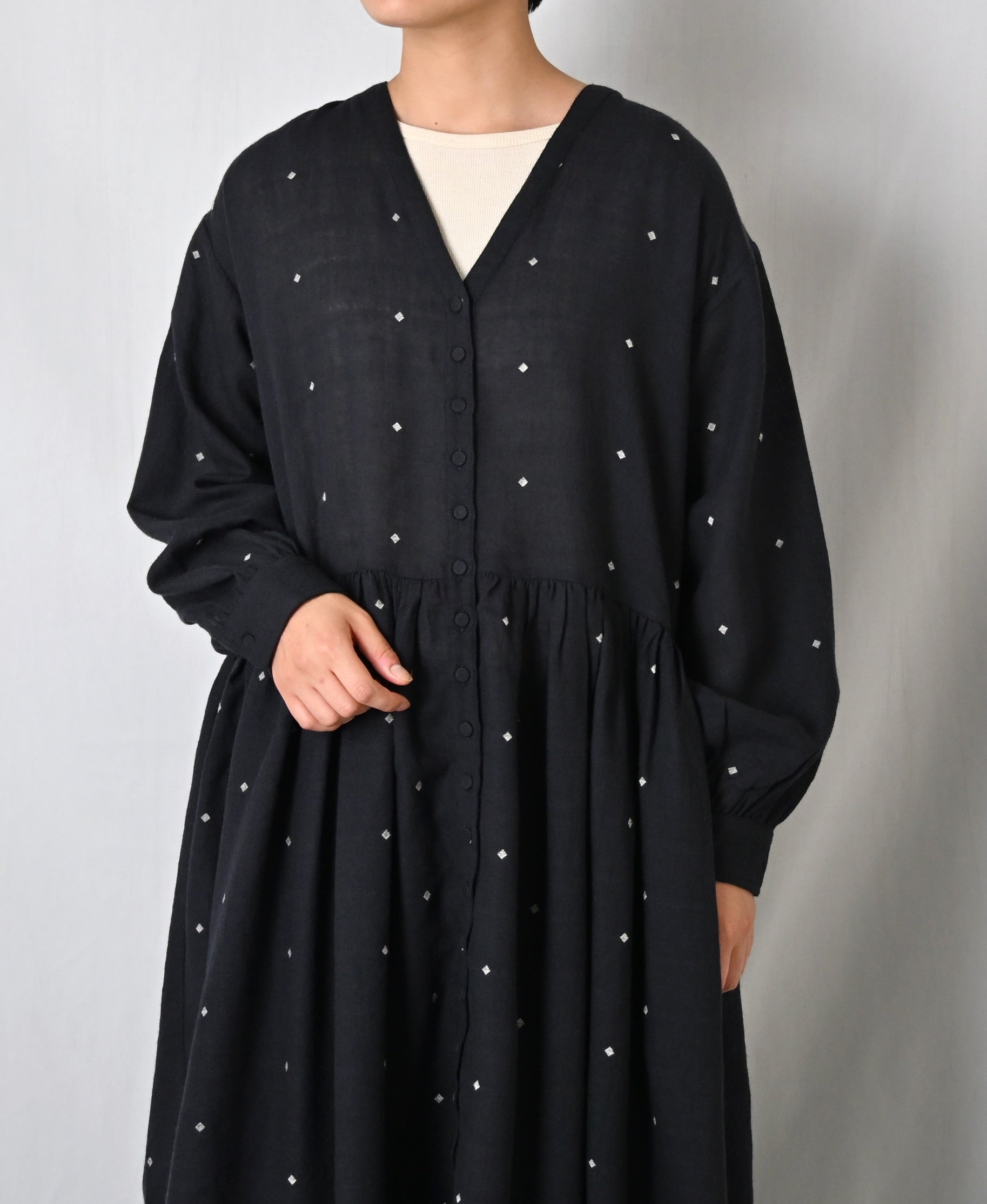 163cm　size:2　col.3981