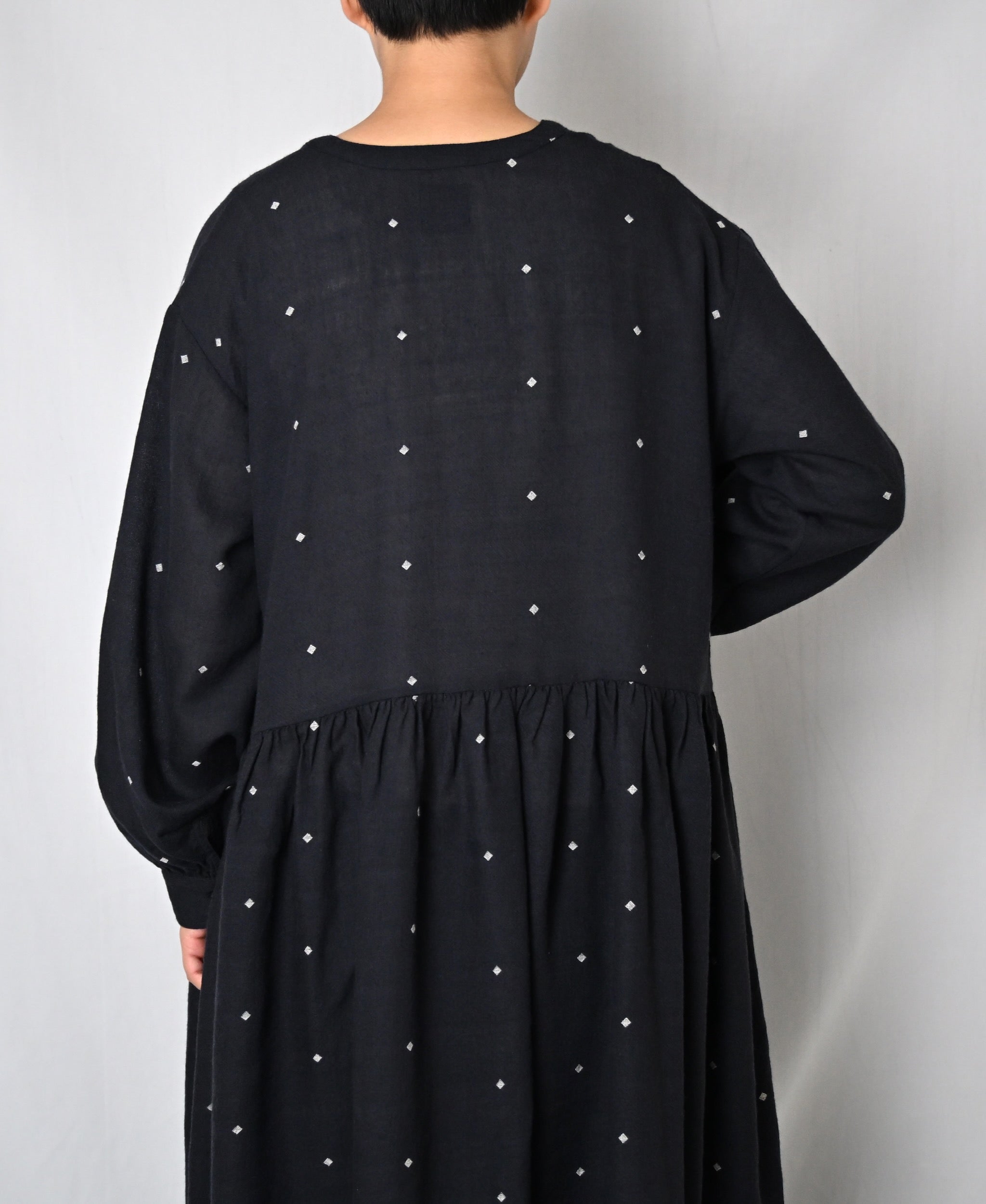 163cm　size:2　col.3981