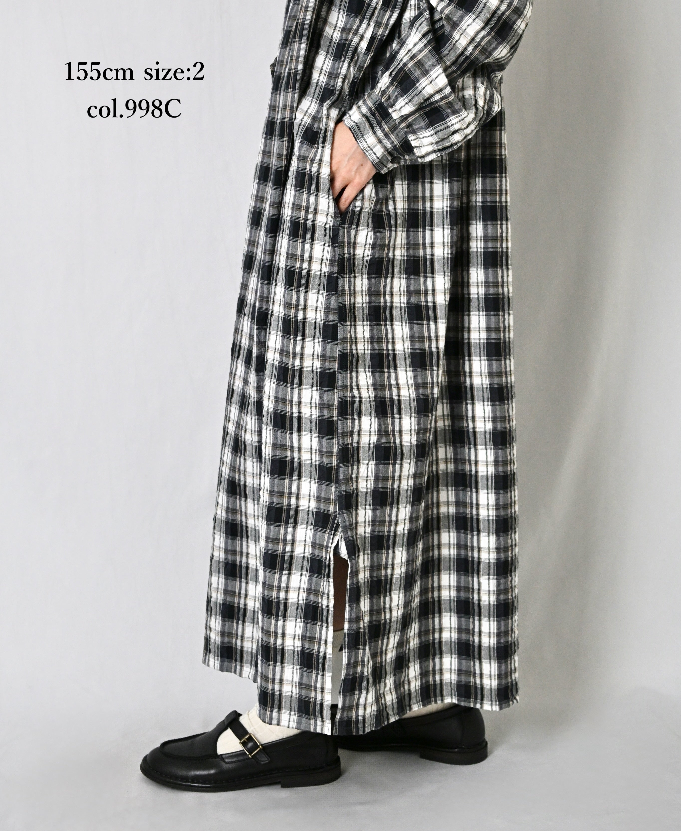 INAM2673 YARN DYED COTTON CHECK WORK GATHER LONG SHIRT