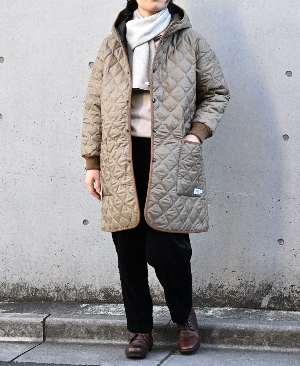 164cm size,2 col.834C