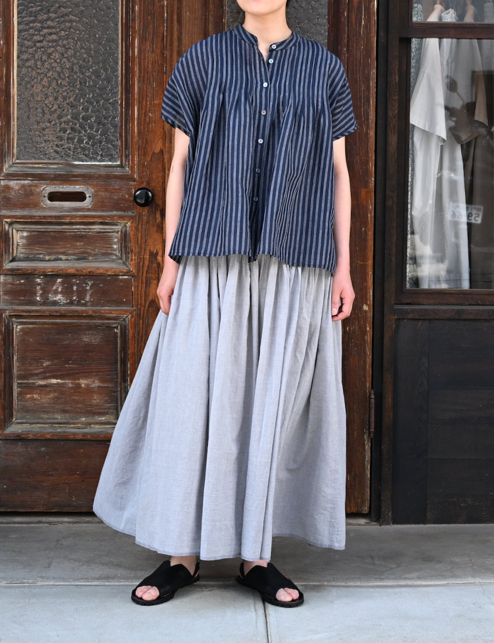 INMDS26043 HANDWOVEN YARN DYE CHAMBRAY PINTUCK FLARED SKIRT