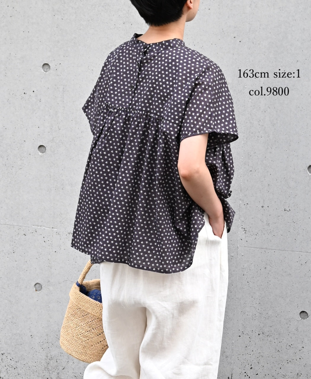 NSL26032 COTTON SLUB SMALL FLOWR PRINT BACK OPENING STAND COLLAR SHIRT