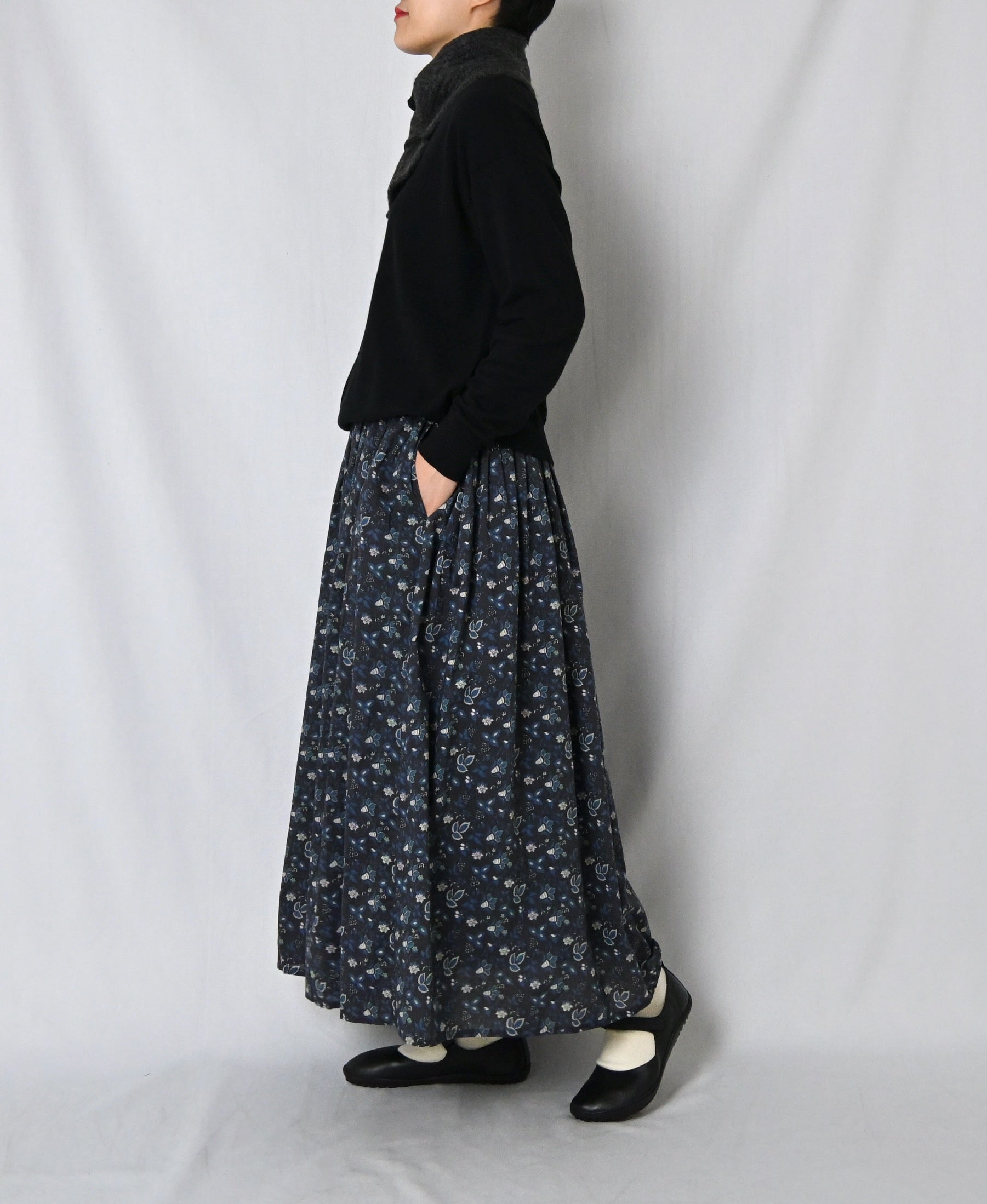 163cm　size:2　col.9846　スラッシュポケット付き。