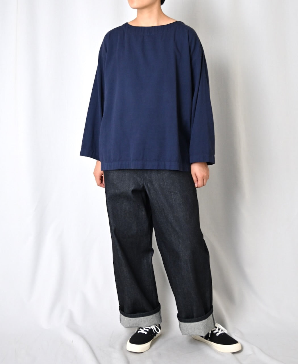 INAM2661TD 30s COTTON TWILL OVERDYE BOAT NECK SMOCK