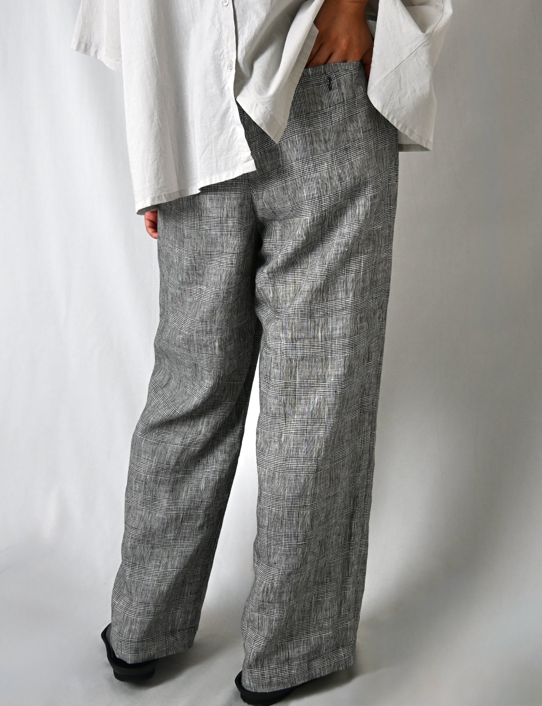 NOD2401 ILISH LINEN TROUSERS