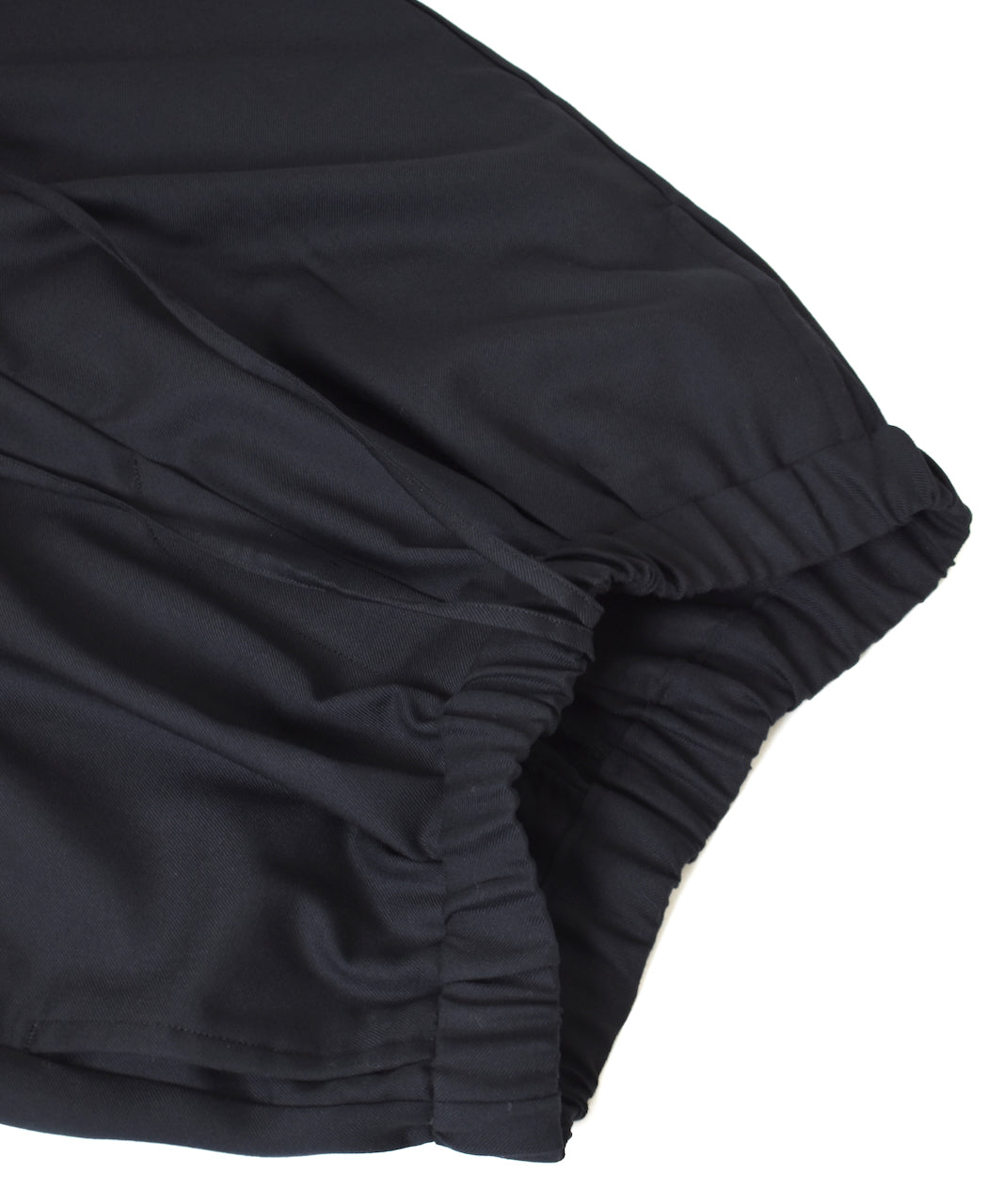 GNMDS2501WS WOOL SERGE 2TUCK TAPERED EASY PANTS